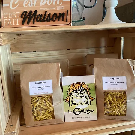 Maison Carmen - Restaurant , Meuble De Tourisme, ゲストハウス 3*