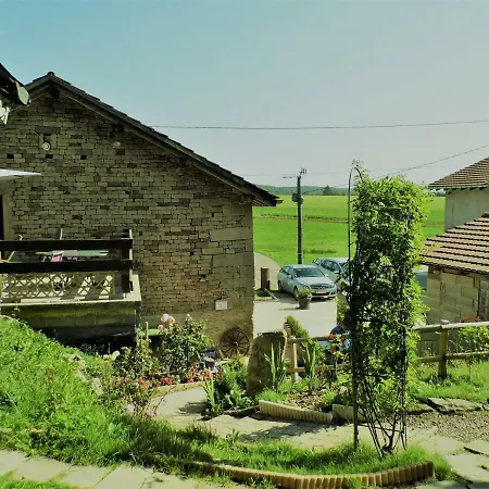 Maison Carmen - Restaurant , Meuble De Tourisme, Xertigny