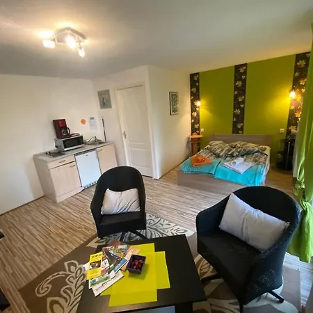 Maison Carmen - Restaurant , Meuble De Tourisme, Vendégház Xertigny