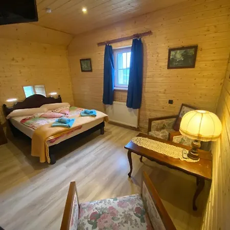 Maison Carmen - Restaurant , Meuble De Tourisme, 3* Xertigny